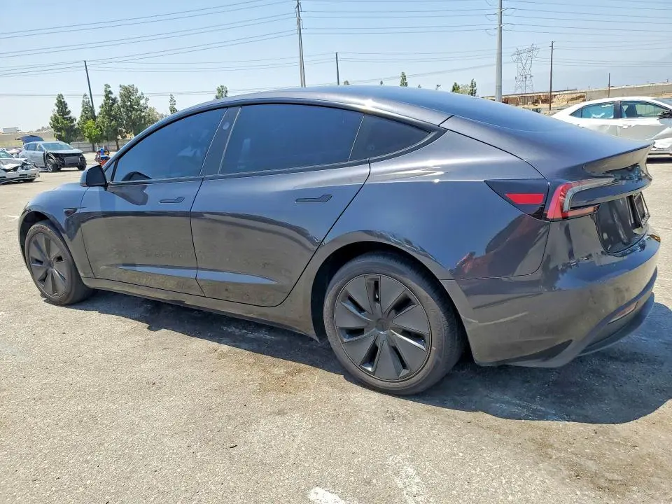 2024 TESLA MODEL 3   