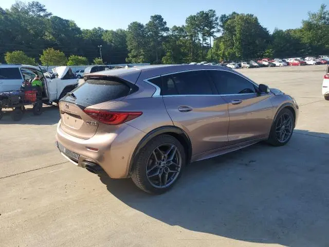 2018 INFINITI QX30 BASE  