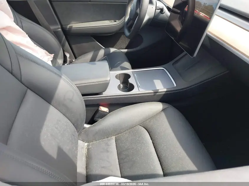 2024 TESLA MODEL Y PERFORMANCE DUAL MOTOR ALL-WHEEL DRIVE
