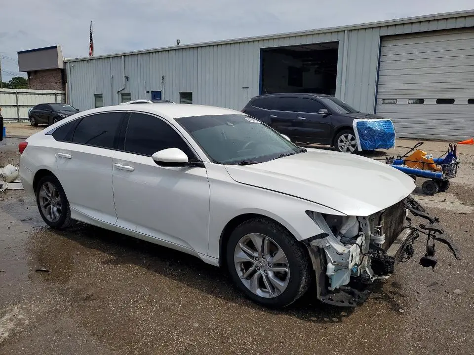 2019 HONDA ACCORD LX  