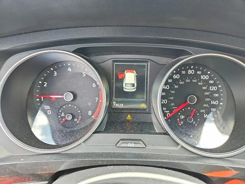 2018 VOLKSWAGEN TIGUAN SE  