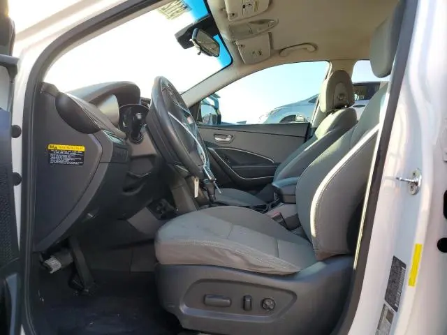 2018 HYUNDAI SANTA FE SE  