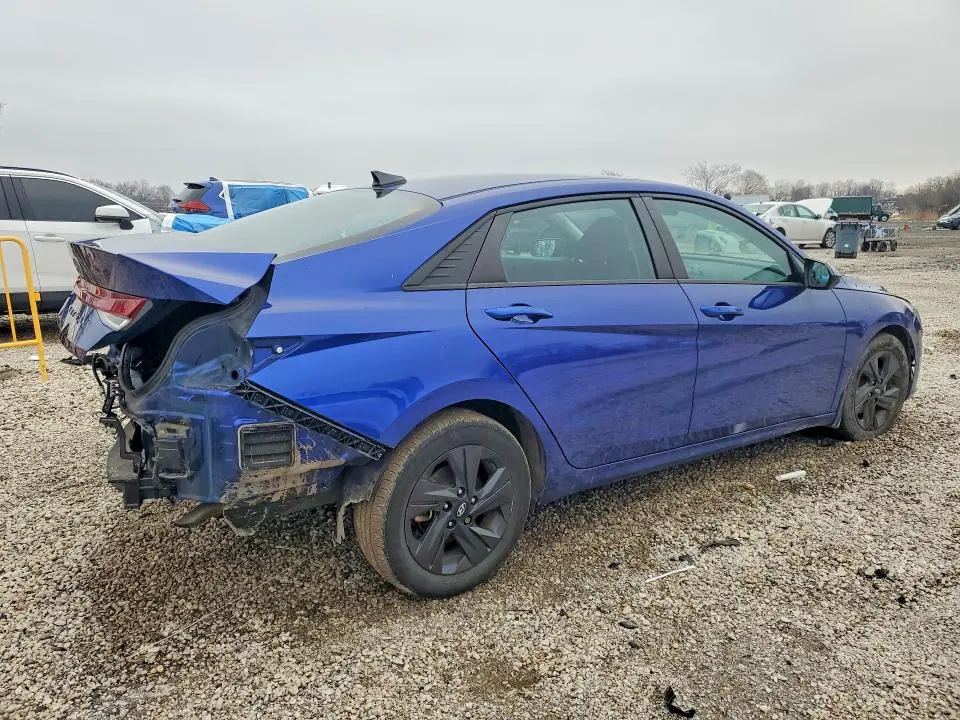 2022 HYUNDAI ELANTRA SEL  