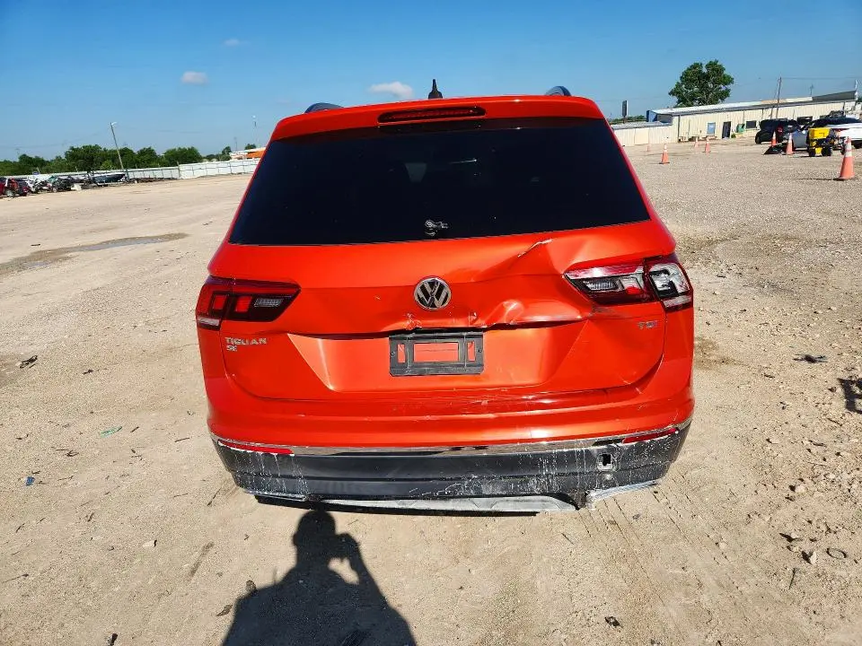 2018 VOLKSWAGEN TIGUAN SE  