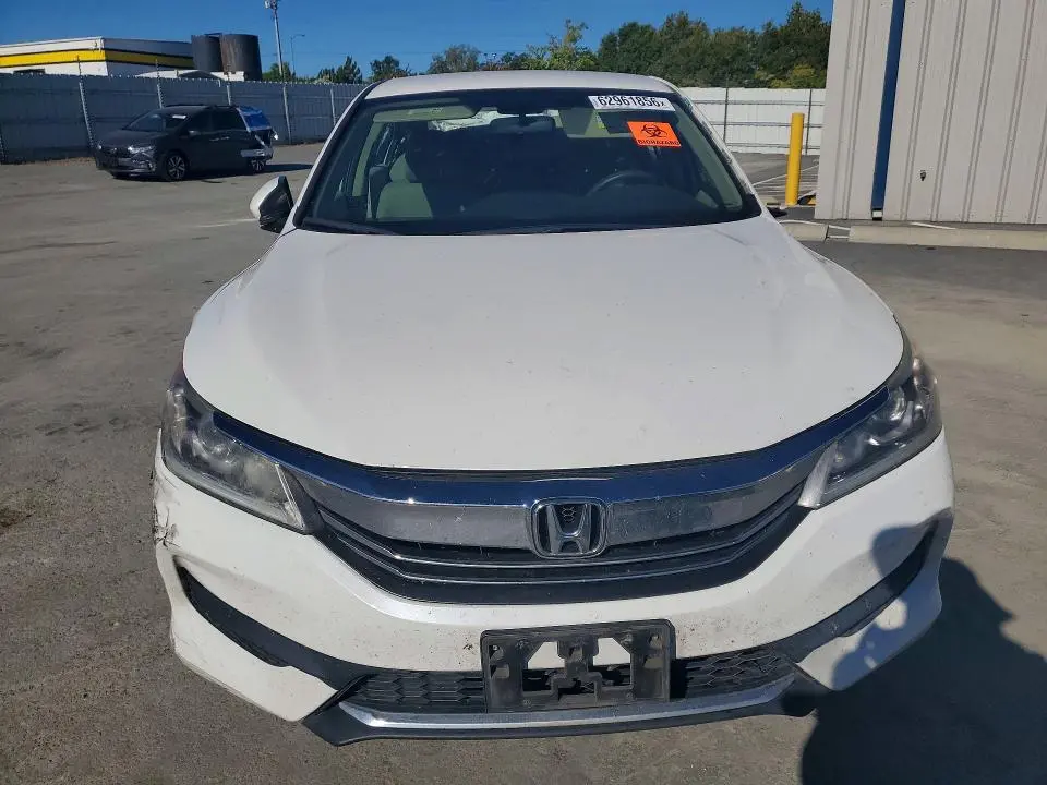 2017 HONDA ACCORD LX  