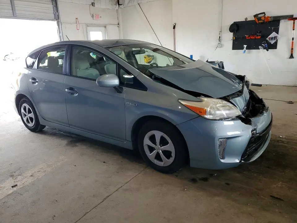 2013 TOYOTA PRIUS TWO  