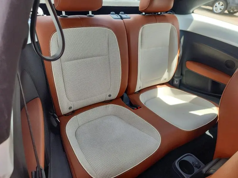 2015 VOLKSWAGEN BEETLE 1.8T  