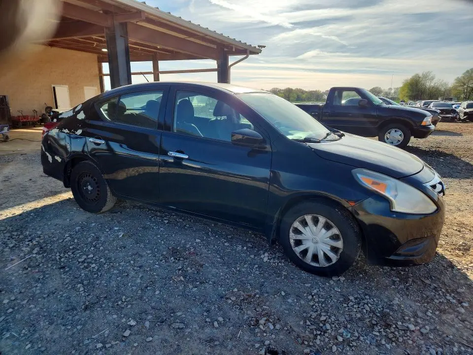 2016 NISSAN VERSA 1.6 SV  
