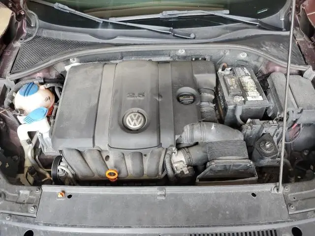 2012 VOLKSWAGEN PASSAT SE  