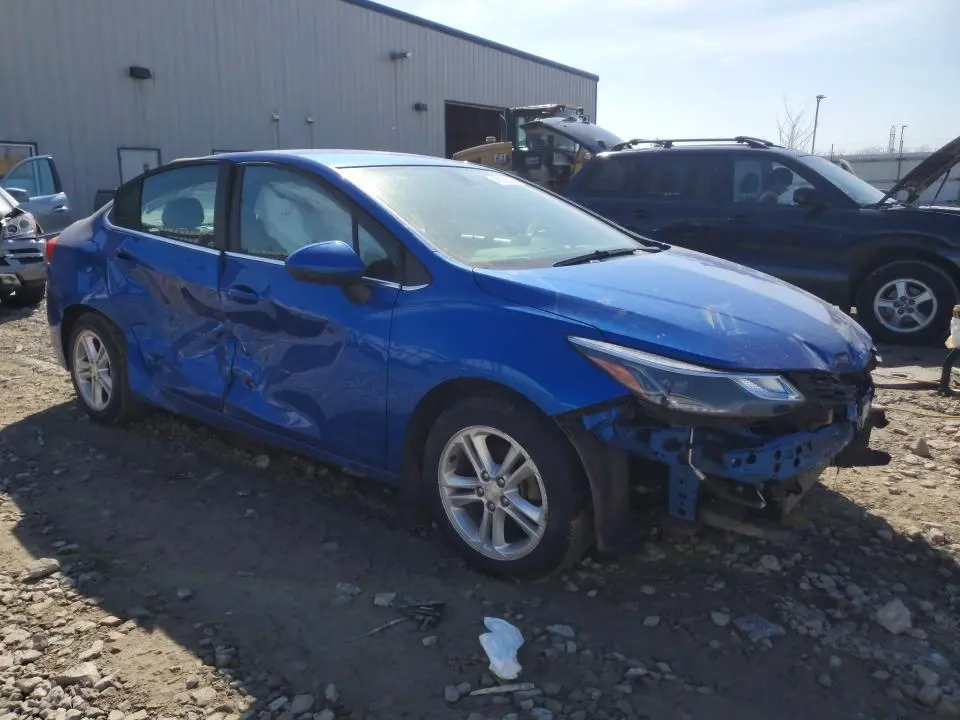 2017 CHEVROLET CRUZE LT  