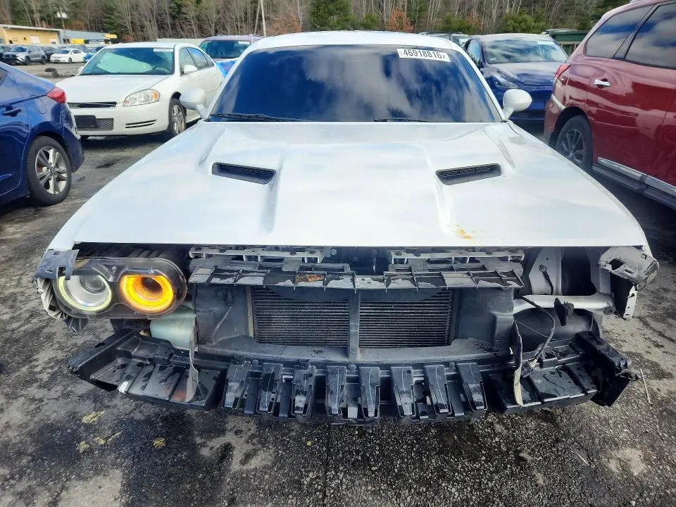2015 DODGE CHALLENGER SXT  