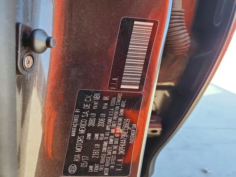 2017 KIA FORTE LX  
