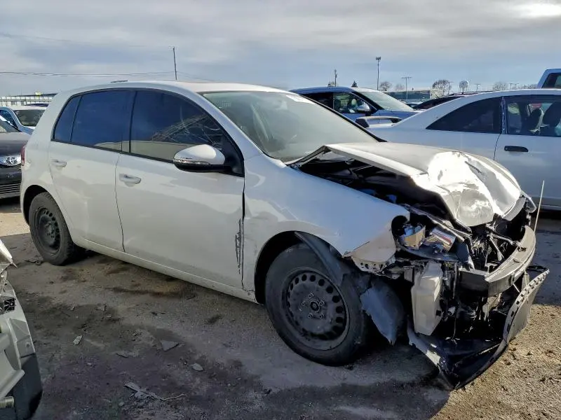 2011 VOLKSWAGEN GOLF   