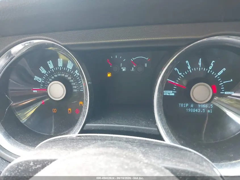 2011 FORD MUSTANG V6/V6 PREMIUM