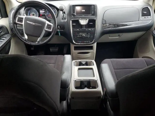2011 CHRYSLER TOWN & COUNTRY TOURING  