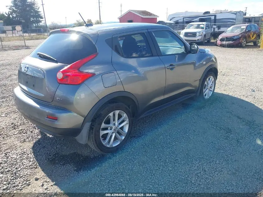 2011 NISSAN JUKE SV