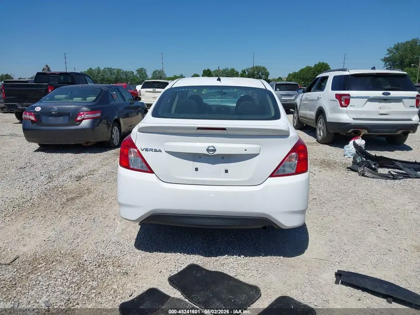2017 NISSAN VERSA 1.6 S+