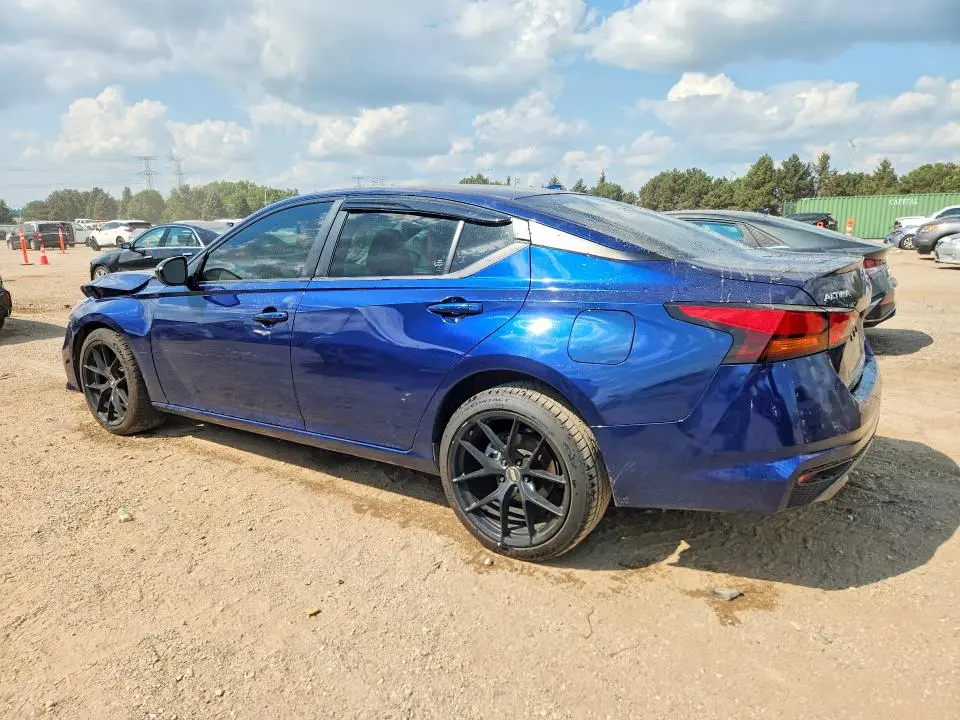 2021 NISSAN ALTIMA SR  