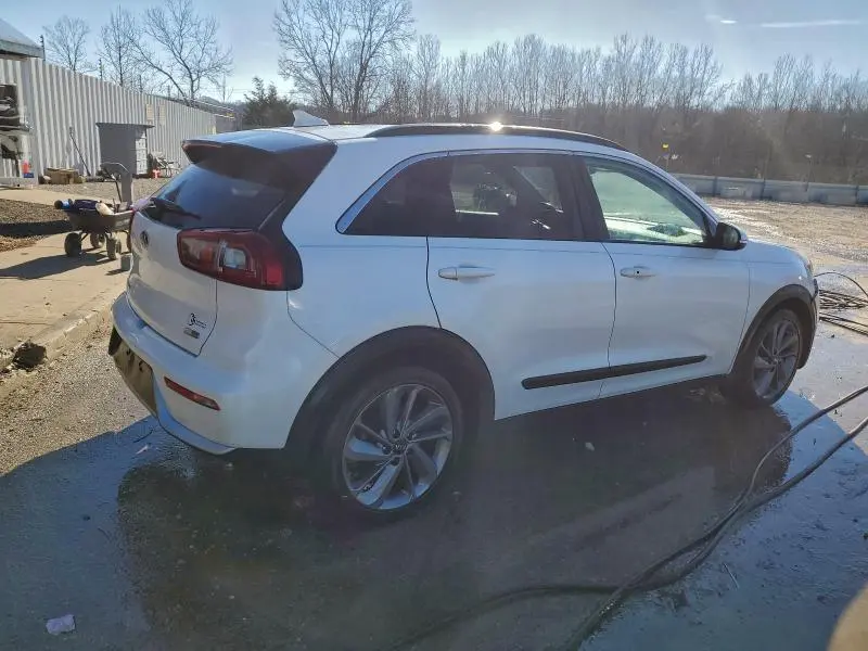 2017 KIA NIRO EX  