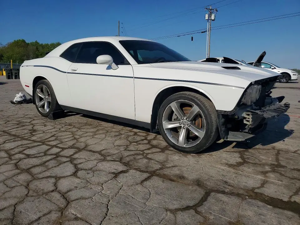 2015 DODGE CHALLENGER SXT  