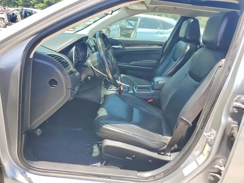 2016 CHRYSLER 300C   