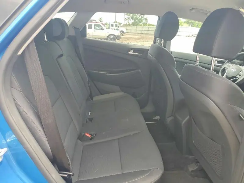 2020 HYUNDAI TUCSON SE  