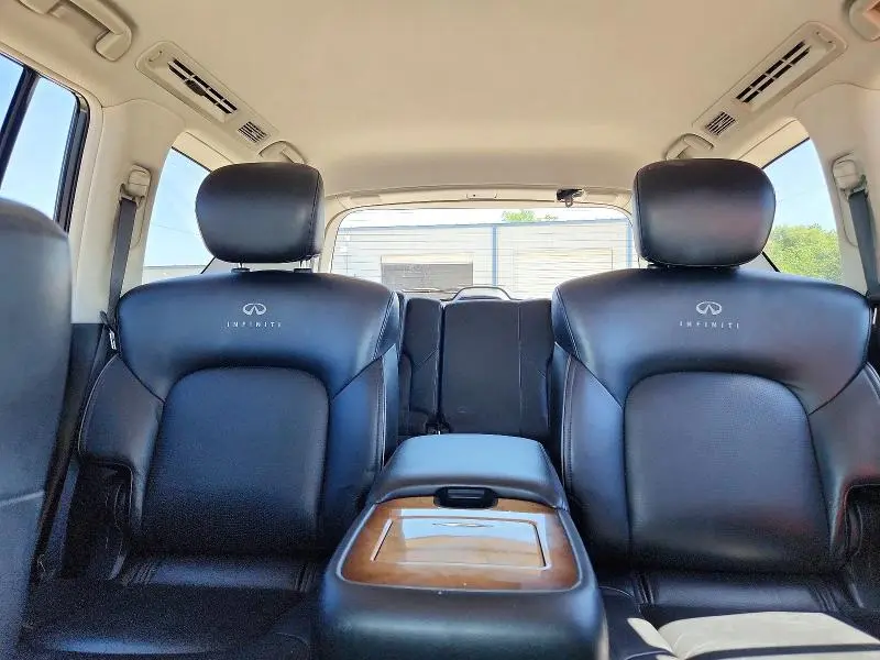 2011 INFINITI QX56 BASE  
