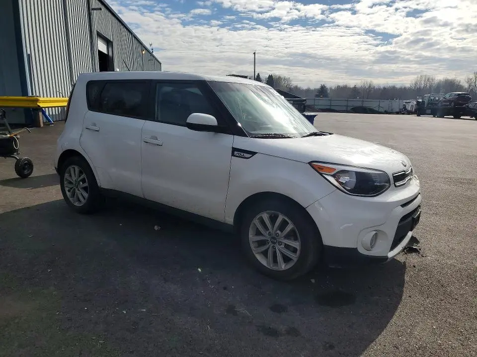 2018 KIA SOUL +  