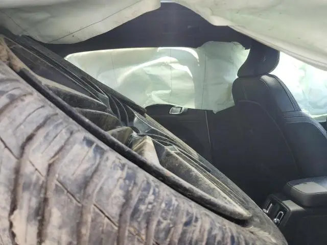 2020 VOLVO XC40 T5 R-DESIGN  