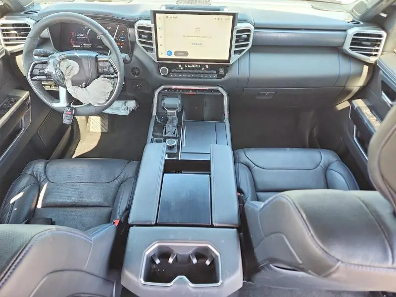 2025 TOYOTA SEQUOIA PLATINUM  