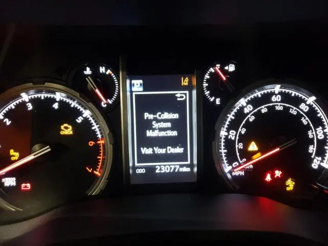 2023 TOYOTA 4RUNNER SE  