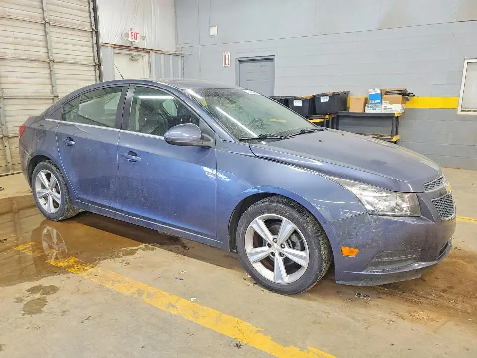 2013 CHEVROLET CRUZE LT  