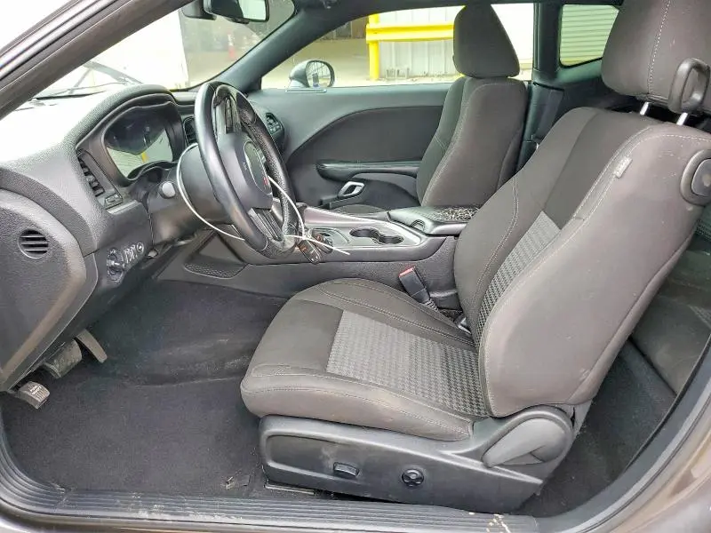 2020 DODGE CHALLENGER SXT  