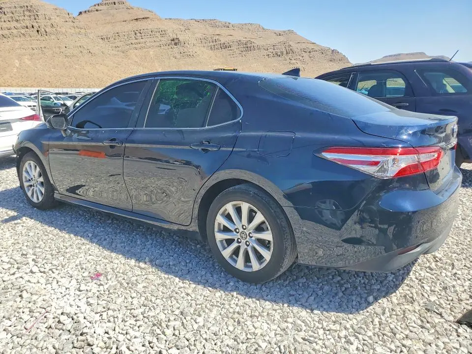 2019 TOYOTA CAMRY LE  