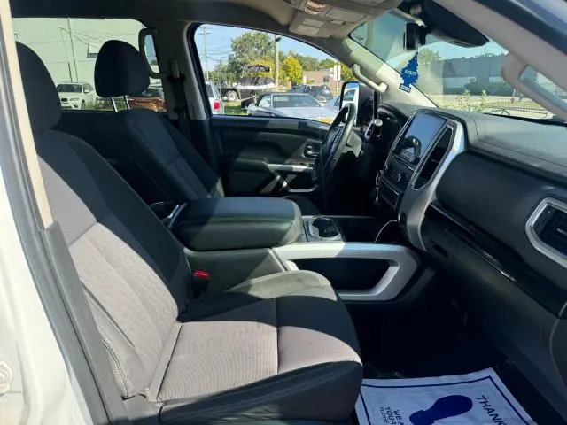 2020 NISSAN TITAN XD SV  