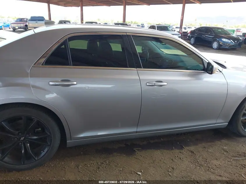 2015 CHRYSLER 300 LIMITED