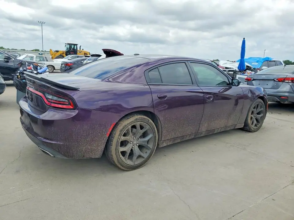 2020 DODGE CHARGER SXT  