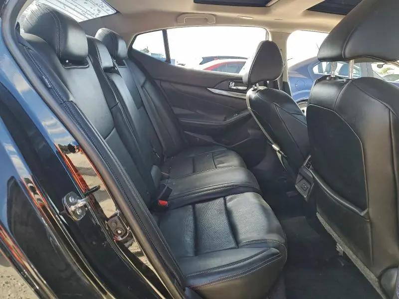 2019 NISSAN MAXIMA S  