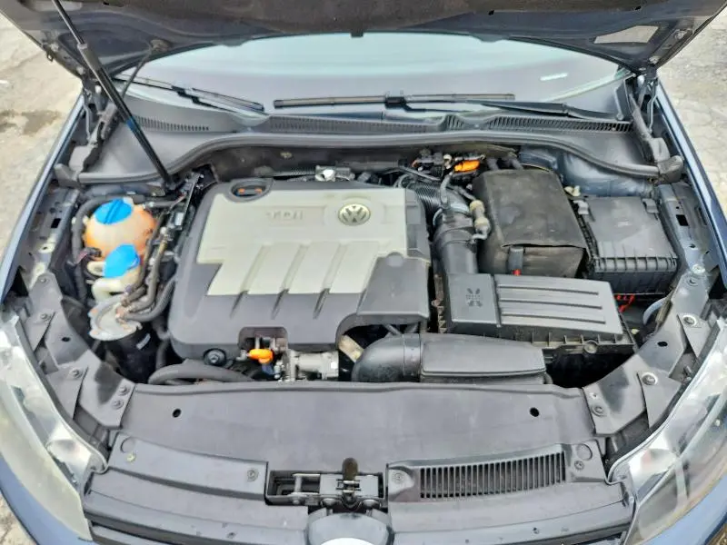 2013 VOLKSWAGEN GOLF   