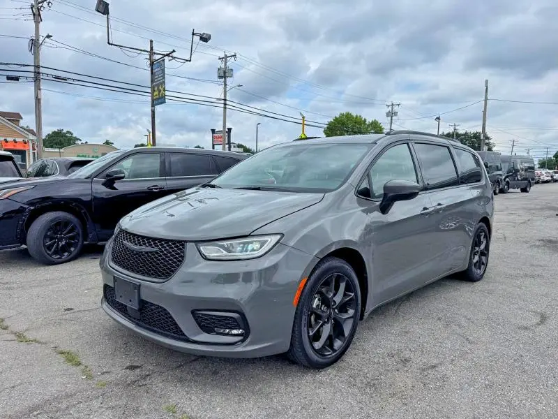 2023 CHRYSLER PACIFICA TOURING L  