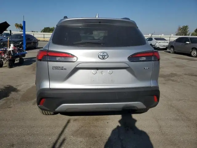 2023 TOYOTA COROLLA CROSS XLE  