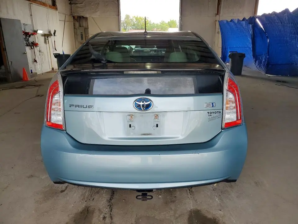 2013 TOYOTA PRIUS TWO  