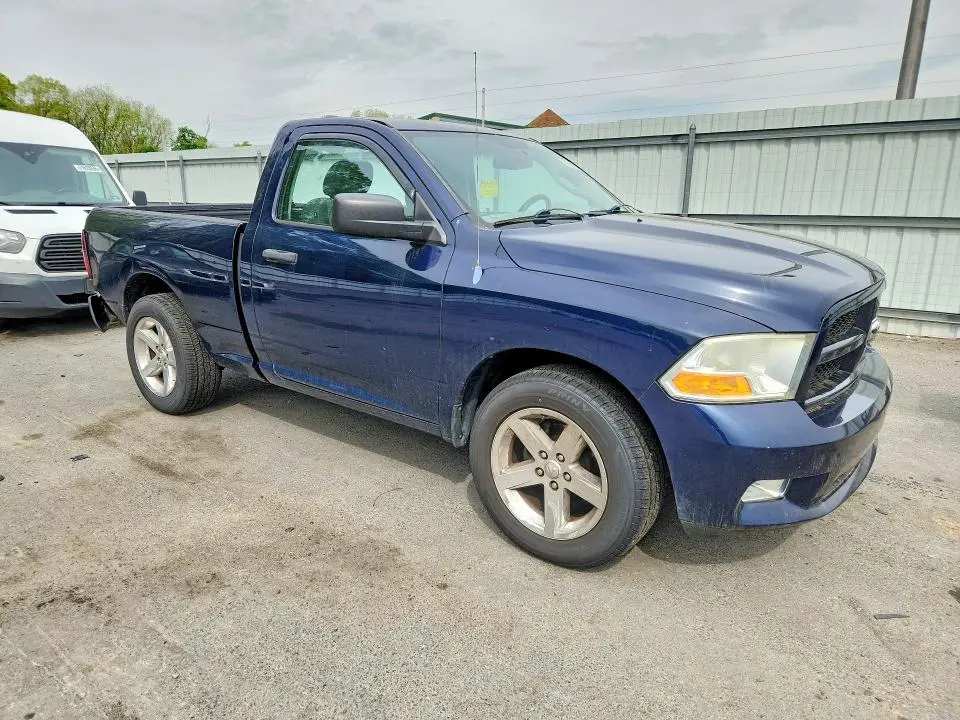 2012 DODGE RAM 1500 ST  
