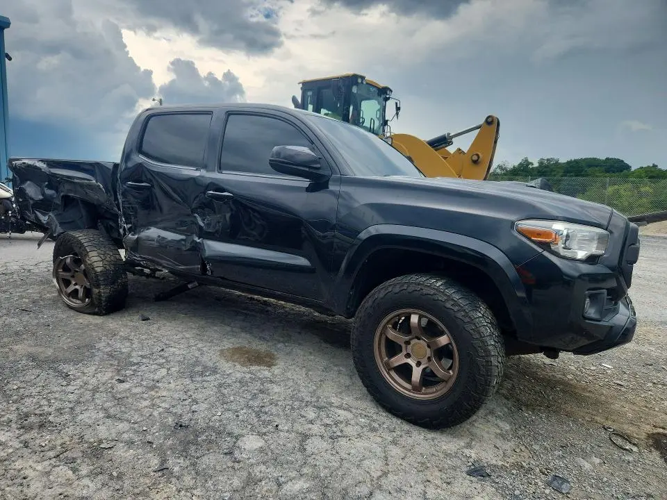 2019 TOYOTA TACOMA TRD SPORT  