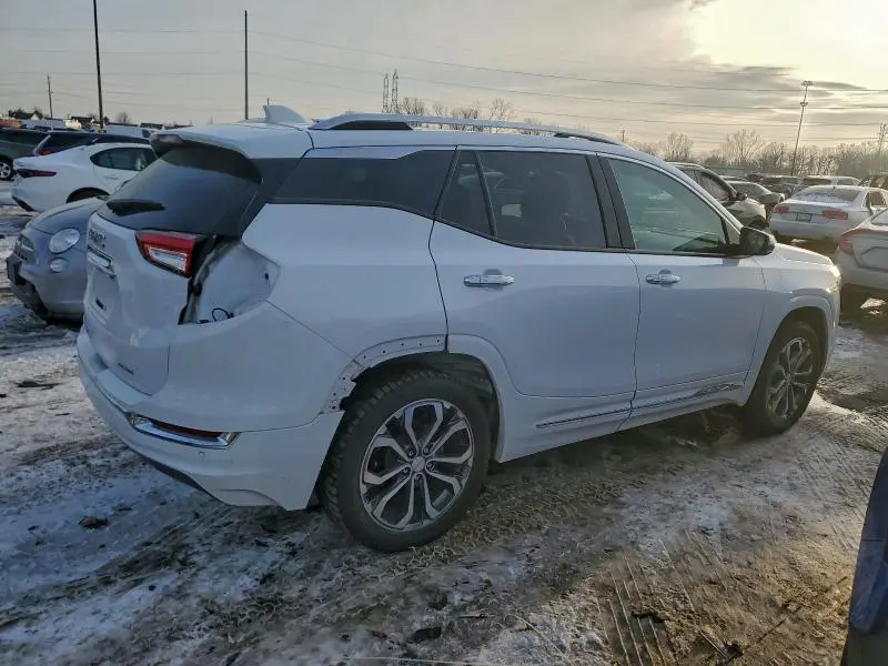 2022 GMC TERRAIN DENALI  