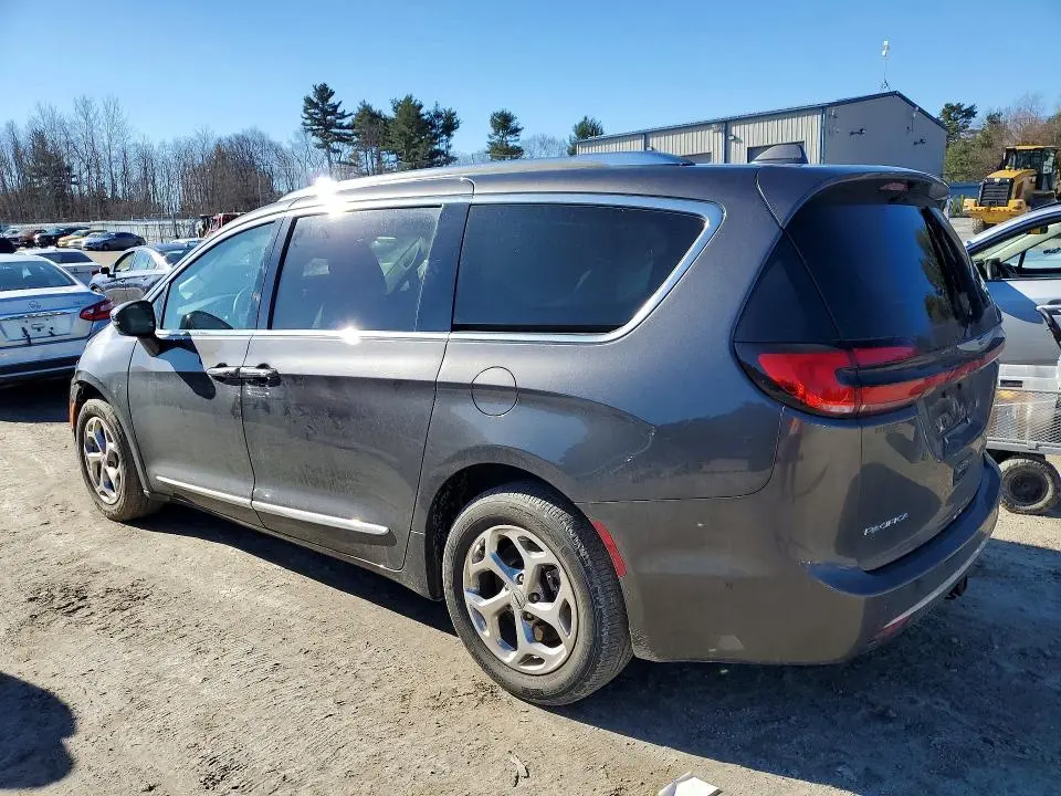 2021 CHRYSLER PACIFICA LIMITED  