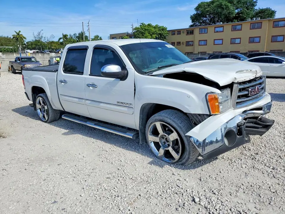 2013 GMC SIERRA C1500 SLE  