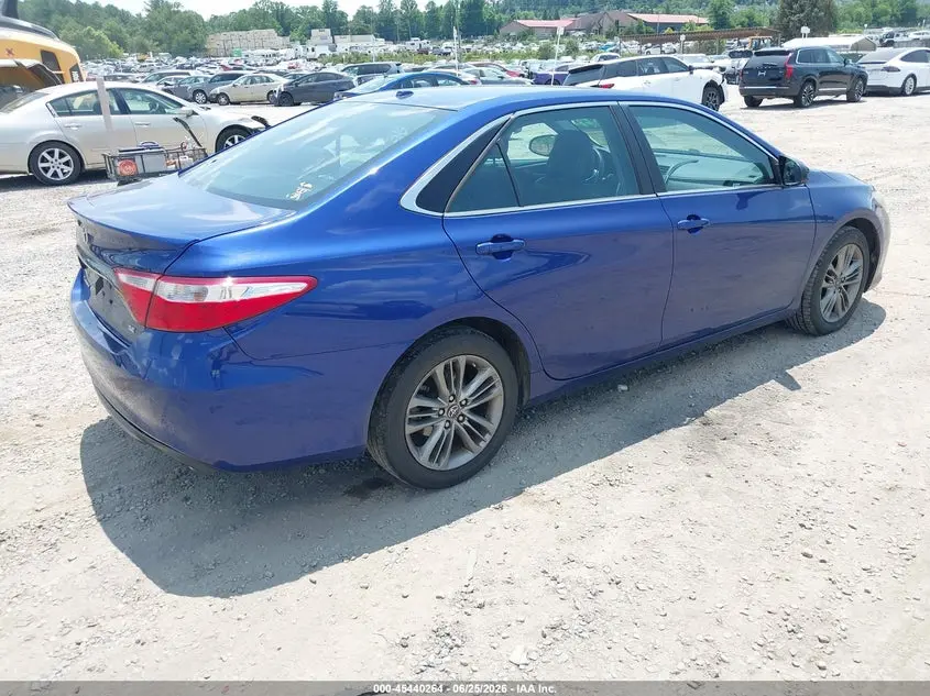 2015 TOYOTA CAMRY SE