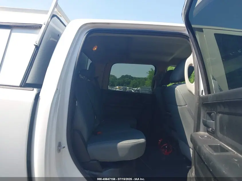 2018 RAM 2500 TRADESMAN  4X4 8' BOX