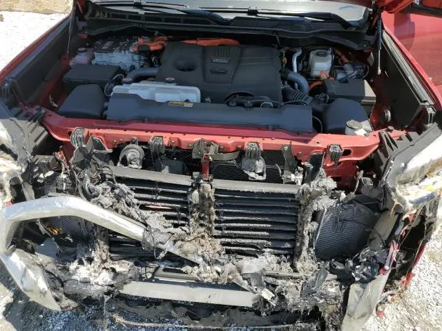 2024 TOYOTA TUNDRA CREWMAX LIMITED  